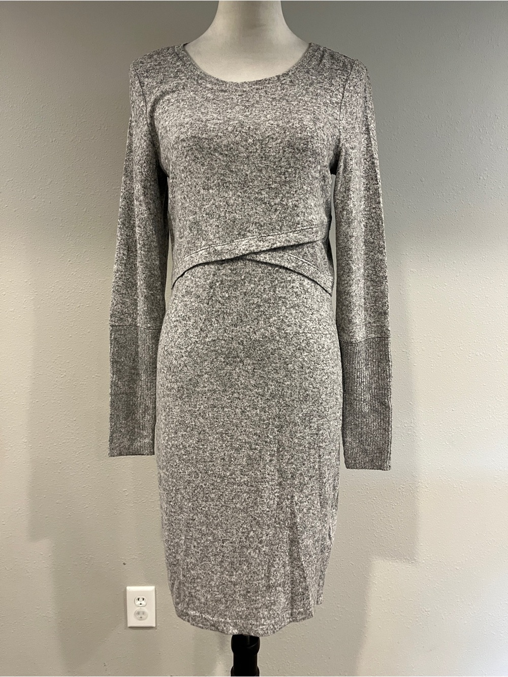 Express Heather Gray Long Sleeve Knit Sheath Dress‎ size medium